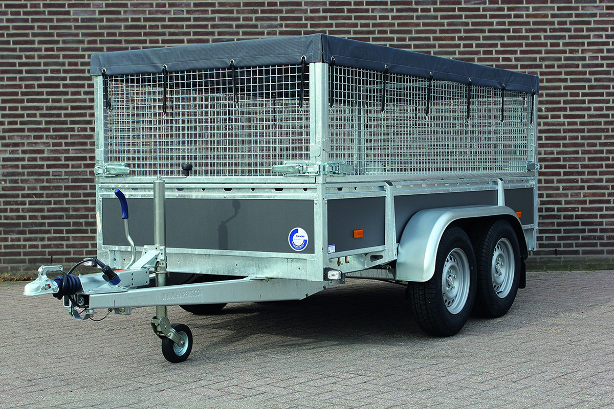 Trailer cages