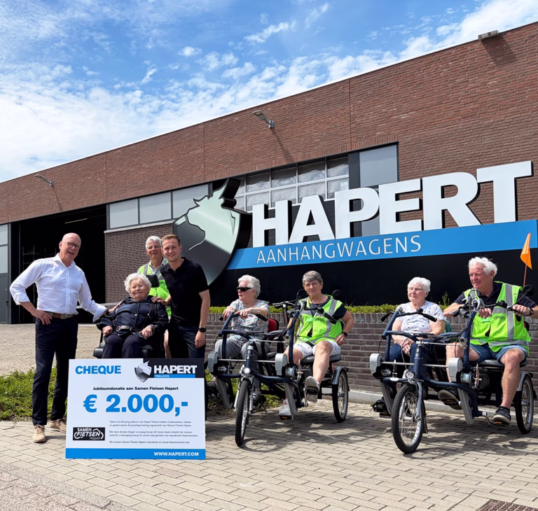 Hapert Trailers Donates €2,000 to Stichting Hapert Actief